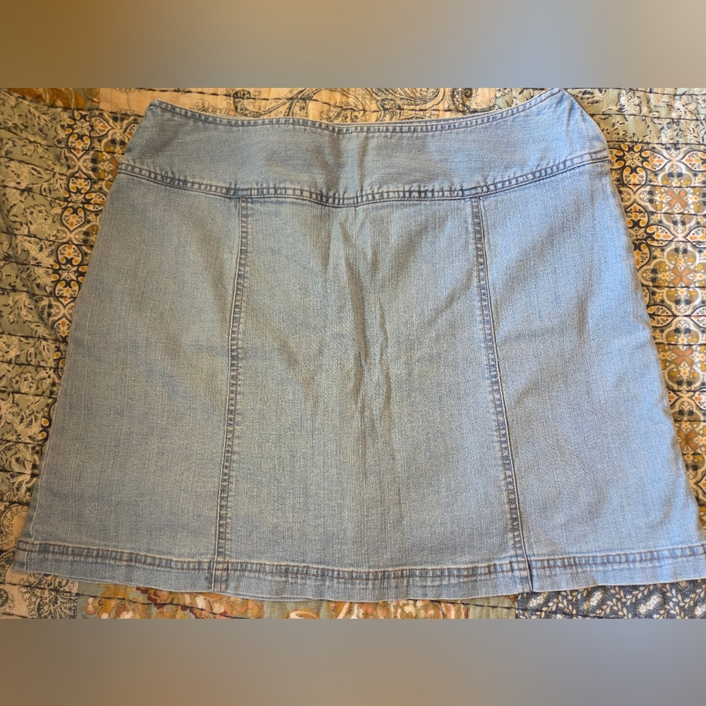 St. John's Bay Women's Chambray Denim Skort - 12